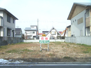 妻沼中央７１坪売地